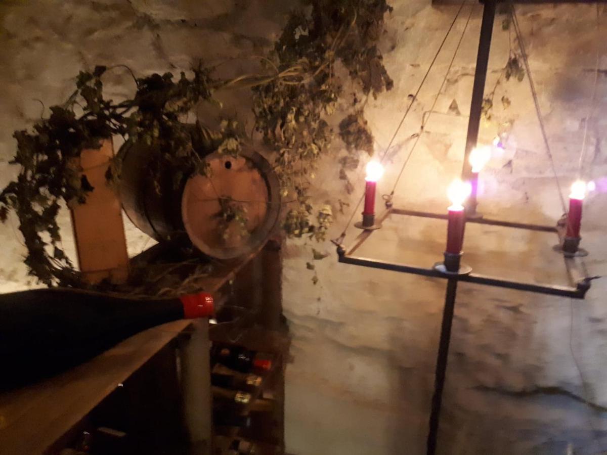 Le Hangar Des Voyageurs Petit-Halleux Exteriör bild